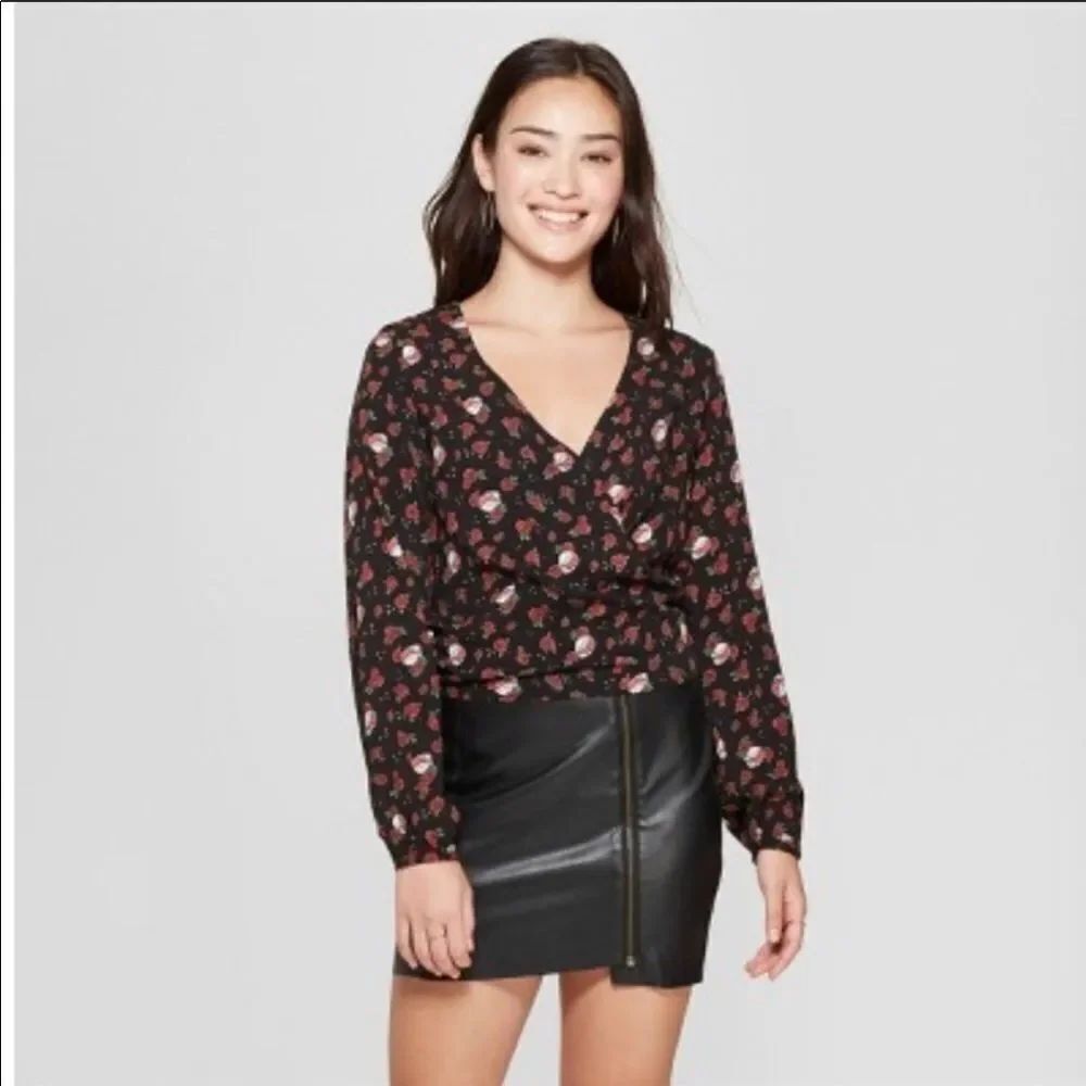 JUNK FOOD | Grateful Dead Wrap Top Ties Small